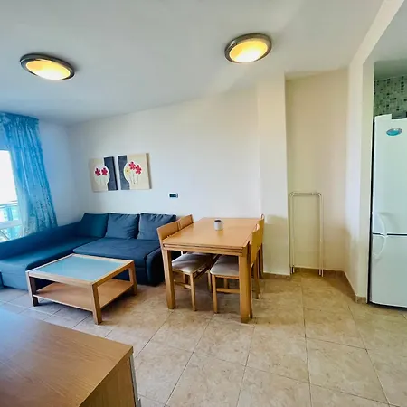 Veneziola Golf I By Alina365